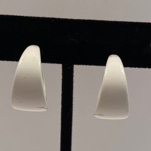 Vtg Trifari Clip Earrings